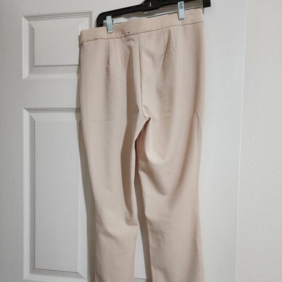 Worthington Beige Slacks Slim Ankle size 4 Like New - Picture 2 of 3